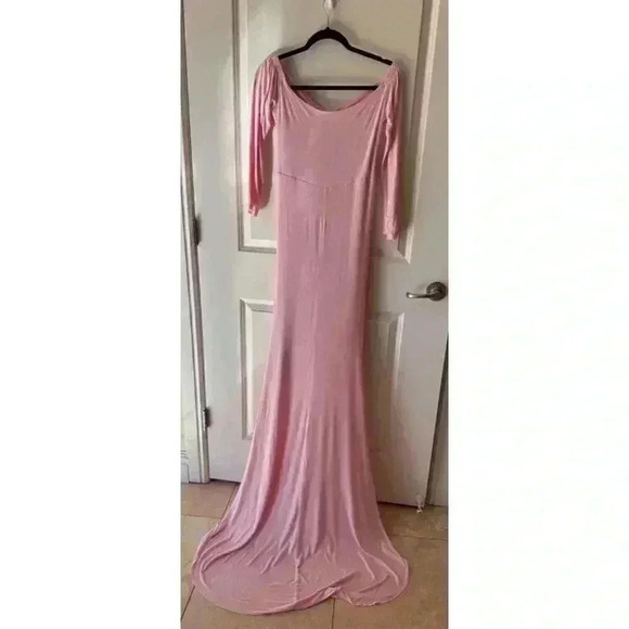 Maternity Dress Size S Off Shoulder Slim Fit Maxi Dress Photoshoot. - Picture 5 of 8